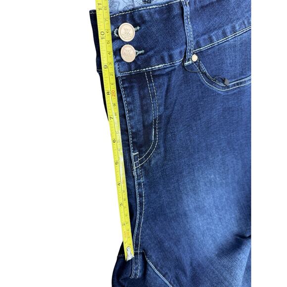 White Mark Womens Plus 2X 20 W Blue Super Stretch Denim with Cheetah Pannel NWT - Picture 9 of 12
